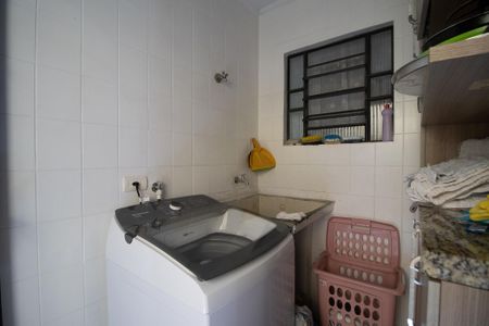 Casa à venda com 224m², 3 quartos e 3 vagasÁrea de Serviço