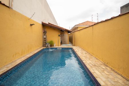 Casa à venda com 224m², 3 quartos e 3 vagasPiscina