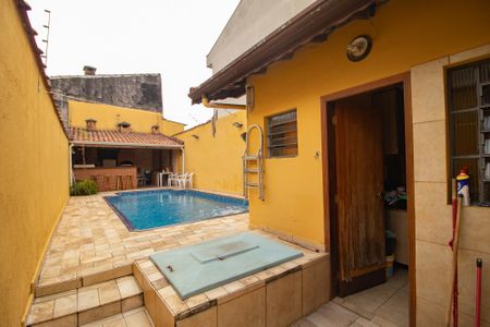 Casa à venda com 224m², 3 quartos e 3 vagasPiscina