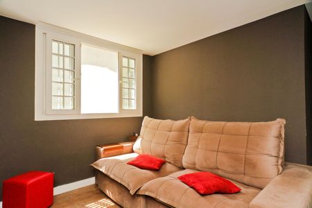 Casa de condomínio à venda com 450m², 5 quartos e 6 vagas Casa de condomínio à venda com 450m², 5 quartos e 6 vagasEspaço de lazer