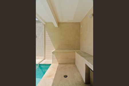 Casa de condomínio à venda com 450m², 5 quartos e 6 vagas Casa de condomínio à venda com 450m², 5 quartos e 6 vagasSauna