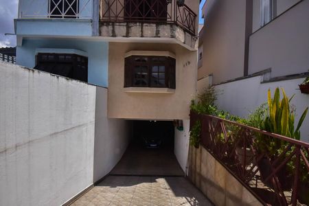Casa à venda com 180m², 3 quartos e 4 vagasGaragem