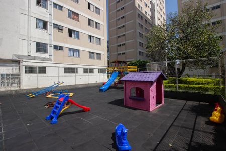 Apartamento à venda com 59m², 2 quartos e 1 vagaÁrea Comum - Playground