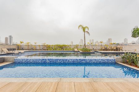 Apartamento para alugar com 40m², 2 quartos e 1 vagaÁrea comum - Piscina