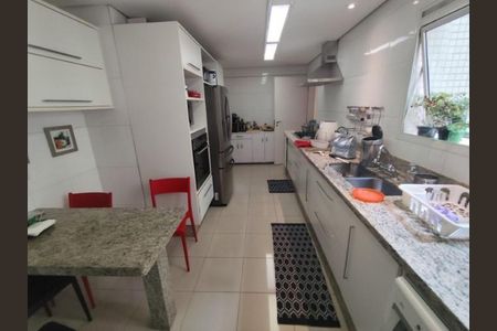 Apartamento à venda com 3 quartos, 163m² em Campo Belo, São Paulo