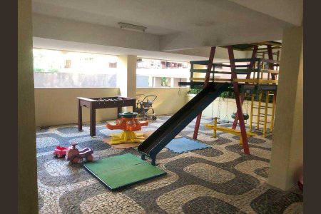 Apartamento à venda com 71m², 2 quartos e 1 vaga