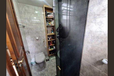 Apartamento à venda com 71m², 2 quartos e 1 vaga