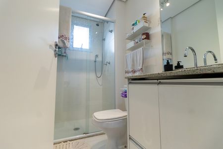 Apartamento à venda com 69m², 2 quartos e 1 vagaBanheiro da Suíte