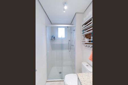 Apartamento à venda com 69m², 2 quartos e 1 vagaBanheiro do Corredor