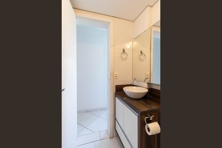 Apartamento para alugar com 62m², 2 quartos e 1 vaga Apartamento para alugar com 62m², 2 quartos e 1 vagaBanheiro Social
