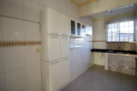 Apartamento à venda com 118m², 2 quartos e sem vagaCozinha