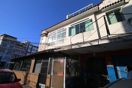 Apartamento à venda com 118m², 2 quartos e sem vagaFachada