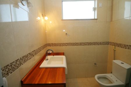 Apartamento à venda com 118m², 2 quartos e sem vagaBanheiro