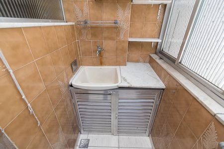 Apartamento à venda com 79m², 2 quartos e 1 vagaÁrea de Serviço