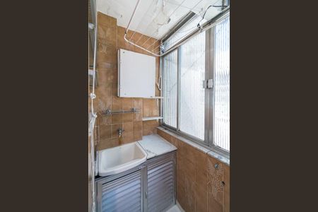 Apartamento à venda com 79m², 2 quartos e 1 vagaÁrea de Serviço