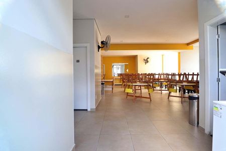 Apartamento para alugar com 65m², 2 quartos e 2 vagasÁrea comum - Salão de festas