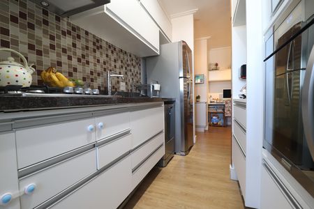 Apartamento para alugar com 65m², 2 quartos e 2 vagasCozinha