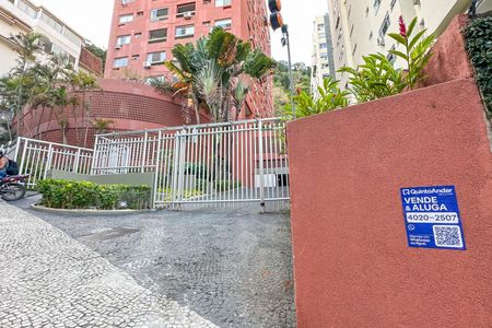 Apartamento à venda com 86m², 2 quartos e 1 vagaPlaquinha