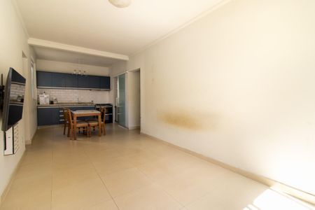 Apartamento à venda com 66m², 1 quarto e sem vagaSala