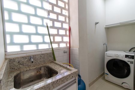 Apartamento à venda com 66m², 1 quarto e sem vagaÁrea de Serviço