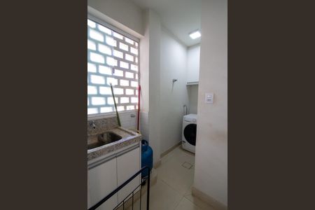 Apartamento à venda com 66m², 1 quarto e sem vagaÁrea de Serviço
