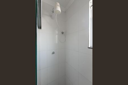 Casa de condomínio para alugar com 70m², 2 quartos e 1 vaga Casa de condomínio para alugar com 70m², 2 quartos e 1 vagaBanheiro da Suíte 2