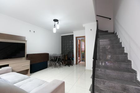 Casa de condomínio para alugar com 70m², 2 quartos e 1 vaga Casa de condomínio para alugar com 70m², 2 quartos e 1 vagaSala