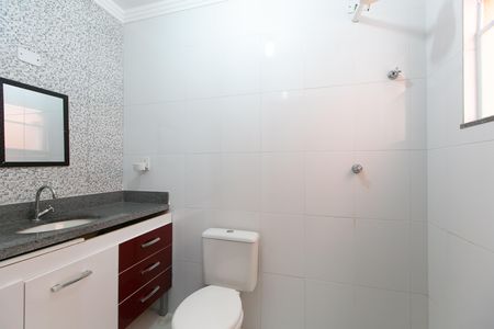 Casa de condomínio para alugar com 70m², 2 quartos e 1 vaga Casa de condomínio para alugar com 70m², 2 quartos e 1 vagaBanheiro da Suíte 1