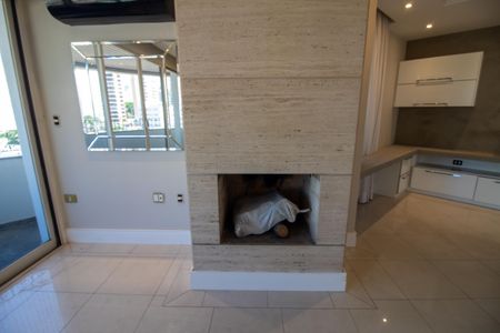 Apartamento para alugar com 190m², 4 quartos e 3 vagasSala