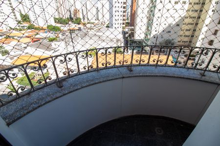 Apartamento para alugar com 190m², 4 quartos e 3 vagasQuarto 2 - Varanda