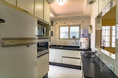 Apartamento para alugar com 75m², 2 quartos e 1 vaga Apartamento para alugar com 75m², 2 quartos e 1 vagaCozinha