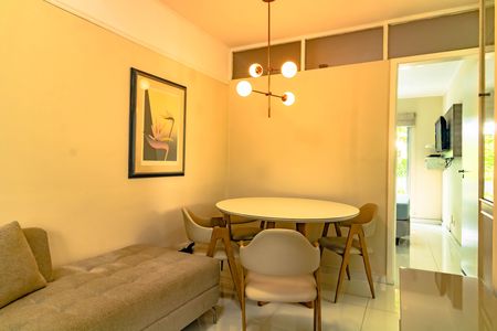 Apartamento para alugar com 75m², 2 quartos e 1 vaga Apartamento para alugar com 75m², 2 quartos e 1 vagaSala