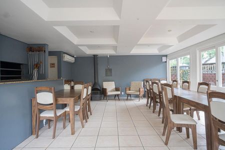 Casa de condomínio para alugar com 90m², 3 quartos e 1 vagaÁrea comum - Salão de festas