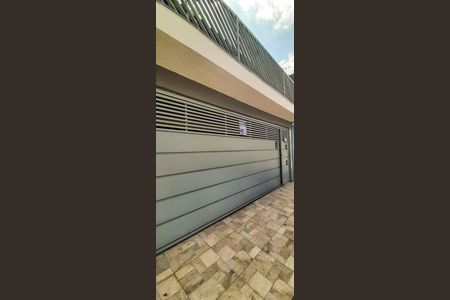 Casa à venda com 154m², 3 quartos e 2 vagasFachada da Casa e Placa