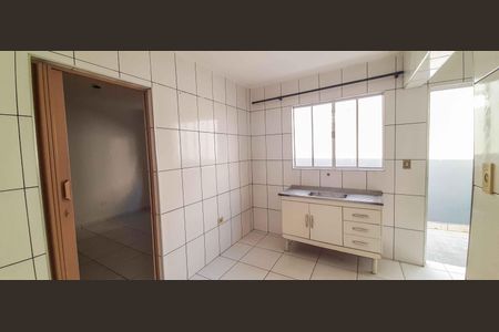 Casa à venda com 154m², 3 quartos e 2 vagasCasa 2 - Cozinha