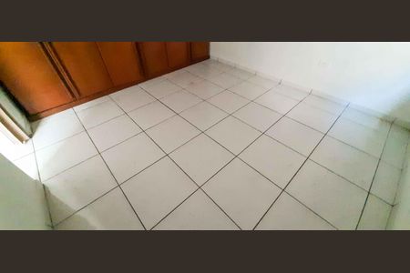 Casa à venda com 154m², 3 quartos e 2 vagasCasa 2 - Quarto