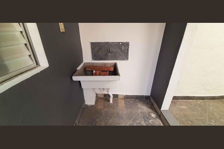 Casa à venda com 154m², 3 quartos e 2 vagasCasa 2 - Área de Serviço