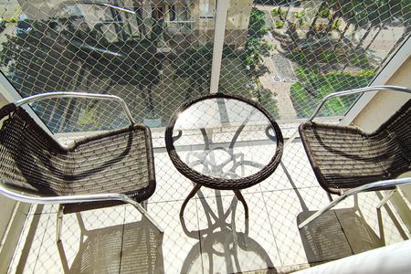 Apartamento à venda com 54m², 2 quartos e 1 vaga Apartamento à venda com 54m², 2 quartos e 1 vagaSala - Varanda