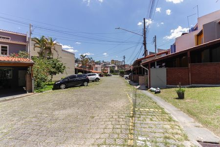 Casa de condomínio à venda com 140m², 3 quartos e 2 vagas Casa de condomínio à venda com 140m², 3 quartos e 2 vagasÁrea Comum