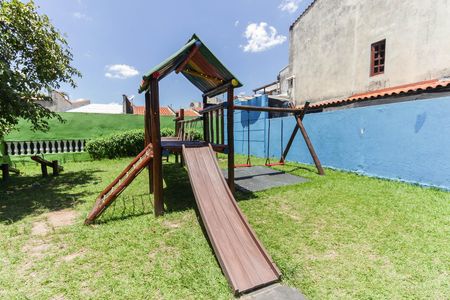 Casa de condomínio à venda com 140m², 3 quartos e 2 vagas Casa de condomínio à venda com 140m², 3 quartos e 2 vagasPlayground