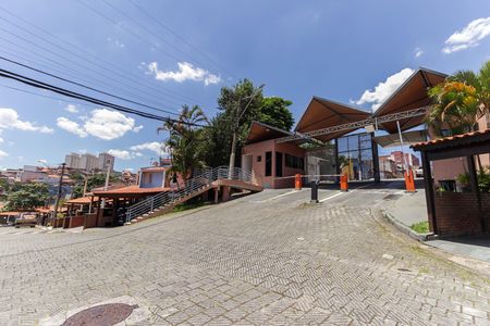 Casa de condomínio à venda com 140m², 3 quartos e 2 vagas Casa de condomínio à venda com 140m², 3 quartos e 2 vagasEntrada