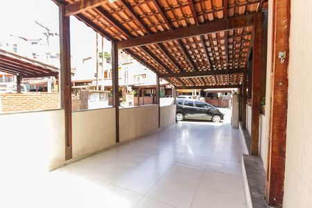 Casa de condomínio à venda com 140m², 3 quartos e 2 vagas Casa de condomínio à venda com 140m², 3 quartos e 2 vagasGaragem