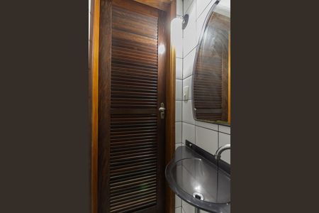 Casa de condomínio à venda com 140m², 3 quartos e 2 vagas Casa de condomínio à venda com 140m², 3 quartos e 2 vagasLavabo