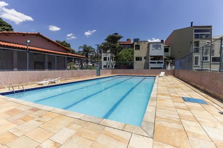 Casa de condomínio à venda com 140m², 3 quartos e 2 vagas Casa de condomínio à venda com 140m², 3 quartos e 2 vagasPiscina