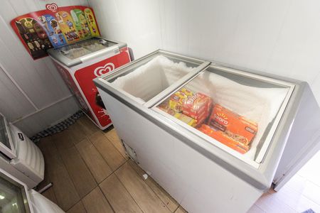 Casa de condomínio à venda com 140m², 3 quartos e 2 vagas Casa de condomínio à venda com 140m², 3 quartos e 2 vagasMercadinho