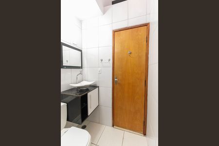 Casa de condomínio à venda com 140m², 3 quartos e 2 vagas Casa de condomínio à venda com 140m², 3 quartos e 2 vagasBanheiro