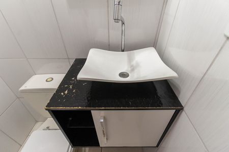 Casa de condomínio à venda com 140m², 3 quartos e 2 vagas Casa de condomínio à venda com 140m², 3 quartos e 2 vagasBanheiro