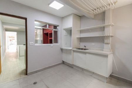 Casa de condomínio à venda com 140m², 3 quartos e 2 vagas Casa de condomínio à venda com 140m², 3 quartos e 2 vagasÁrea de Serviço