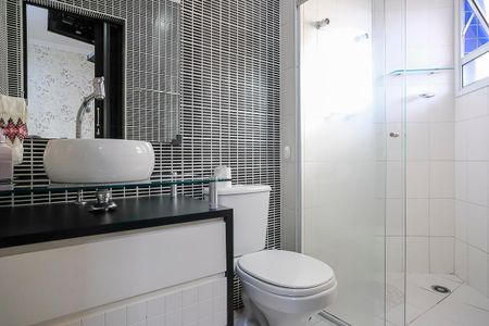 Apartamento à venda com 104m², 3 quartos e 2 vagasBanheiro da suíte