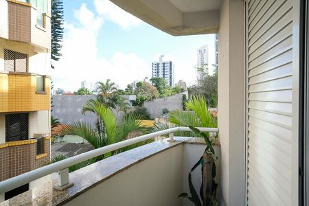 Apartamento à venda com 104m², 3 quartos e 2 vagasVaranda da suíte